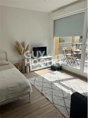 appartement à la location -   02200  SOISSONS, surface 35 m2 location appartement - APR742297